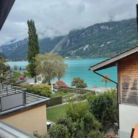 Chalet Lakeside Tiny House Brienz *