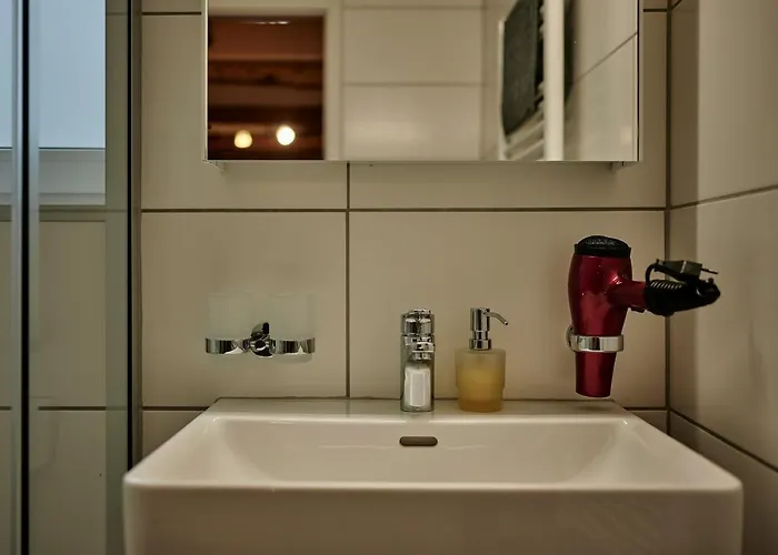 شاليه Lakeside Tiny House برينز